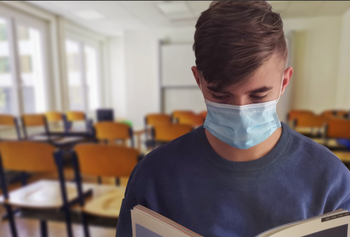 Kombinezony ochronne i maseczki jednorazowe na co dzień