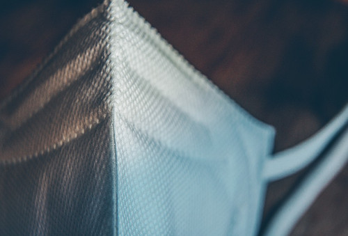 Jakie maseczki ochronne stosować i co warto o nich wiedzieć?
