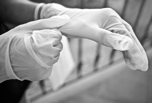 Czy wiesz, jakie wybrać rękawiczki jednorazowe i maseczki na twarz?